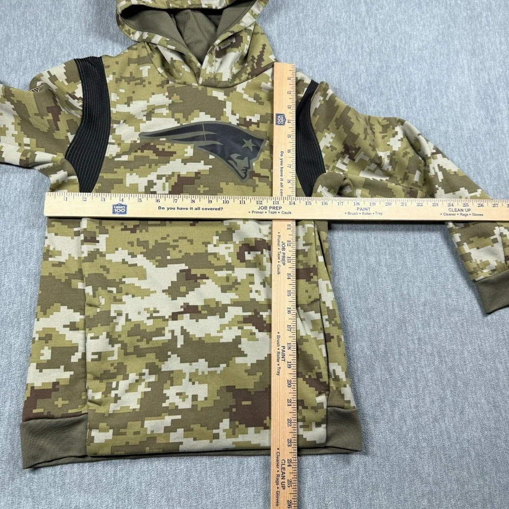 Nike Hoodie Boys‎ L Camo Pullover New England Patriots NFL Dri-Fit Football Warm